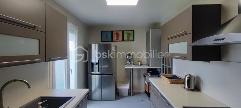 Maison - 105 m² - 5 pièces