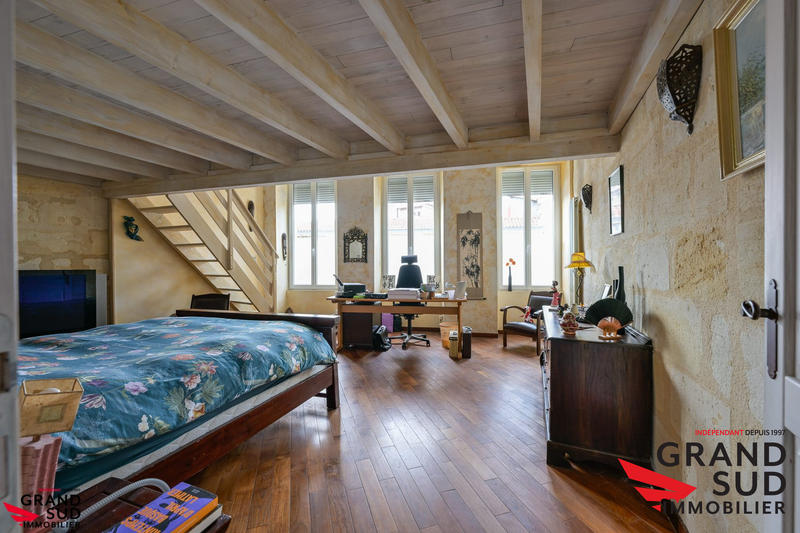Maison - 161 m² - 5 pièces