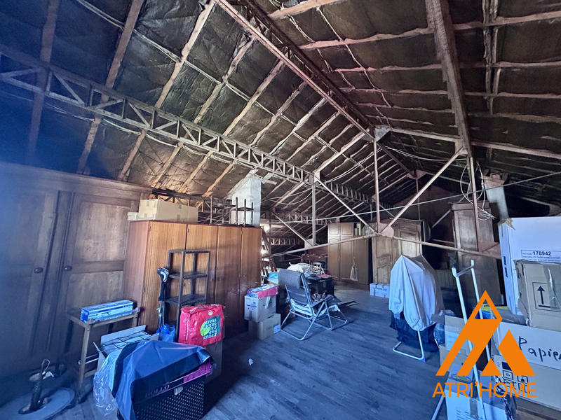 Appartement - 90 m² - 1 pièce