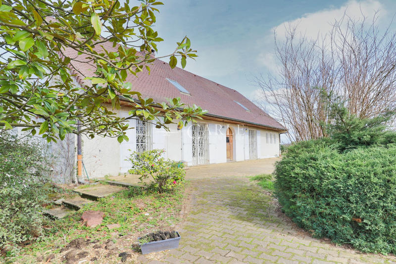 Maison - 292 m² - 7 pièces