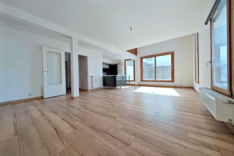 Duplex - 126 m² - 5 pièces