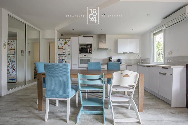 Appartement - 82 m² - 4 pièces