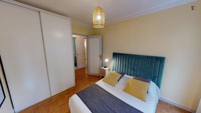 Chambre - 11 m² - 4 pièces