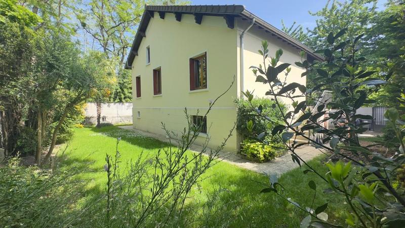 Maison - 125 m² - 7 pièces