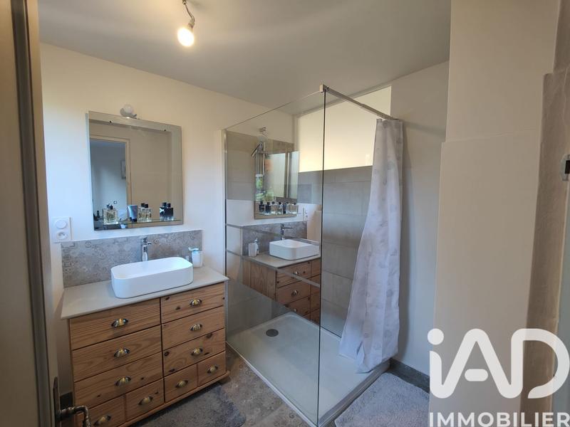 Appartement - 93 m² - 4 pièces