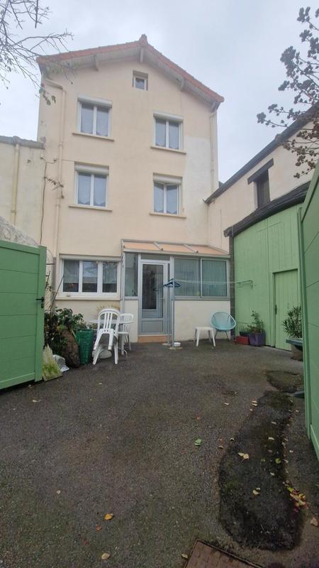 Maison de ville - 98 m² - 6 pièces