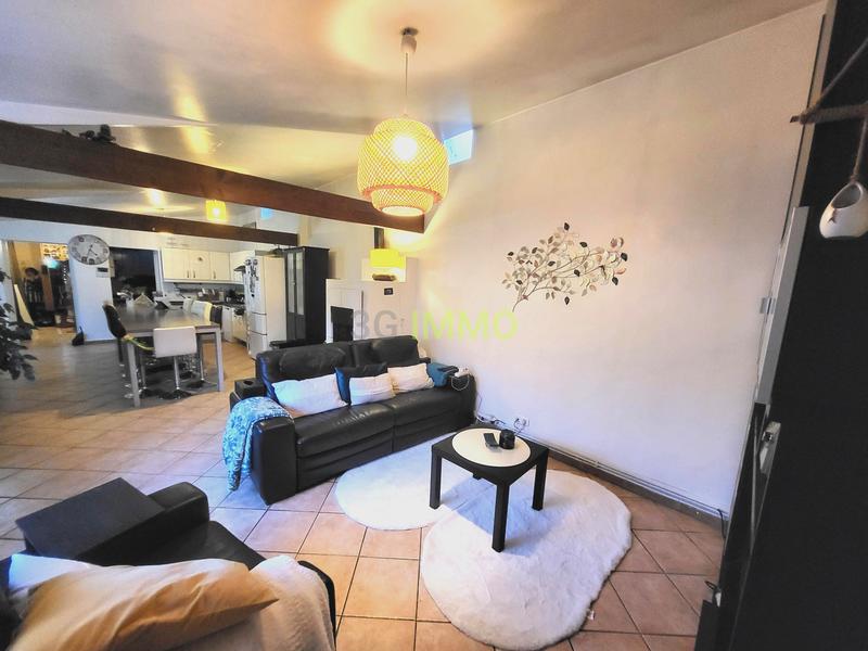 Maison - 140 m² - 5 pièces