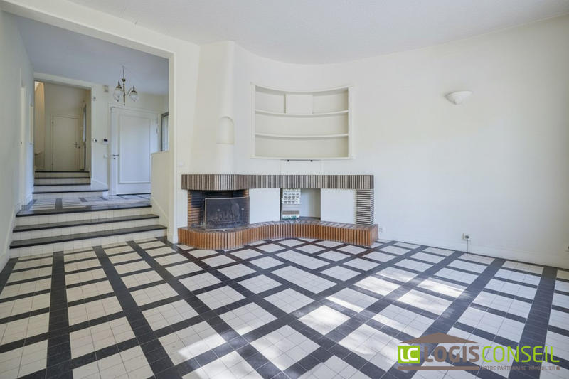 Maison - 172 m² - 7 pièces