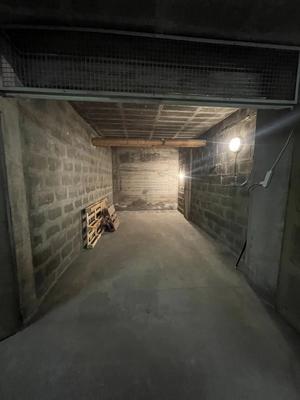 Parking / Garage - 15 m²