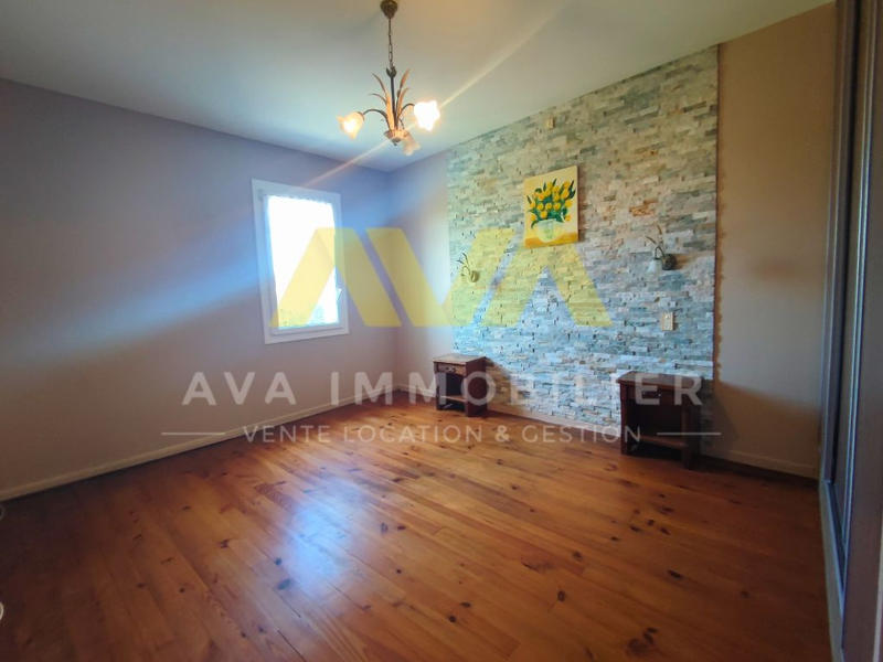 Propriété - 264 m² - 8 pièces