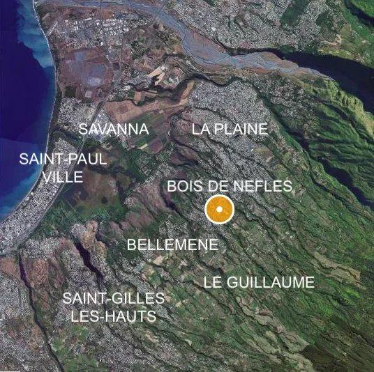 Maison - 1 900 m² - 4 pièces