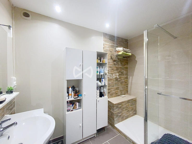 Maison - 96 m² - 5 pièces