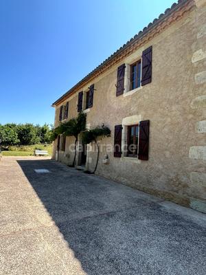 Maison de campagne - 320 m² - 9 pièces
