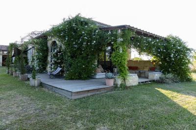 Propriété - 240 m² - 4 pièces