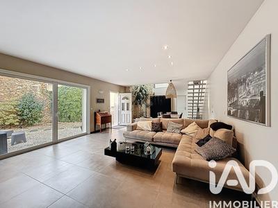 Maison - 153 m² - 6 pièces