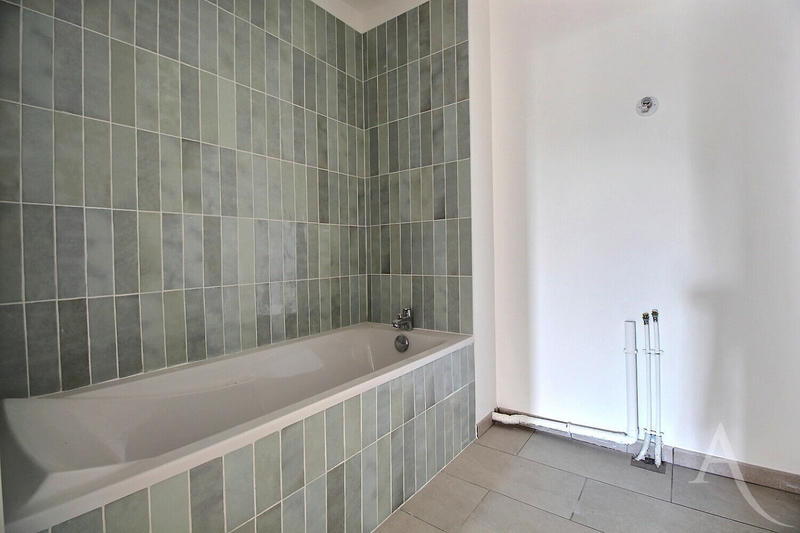 Maison - 141 m² - 6 pièces