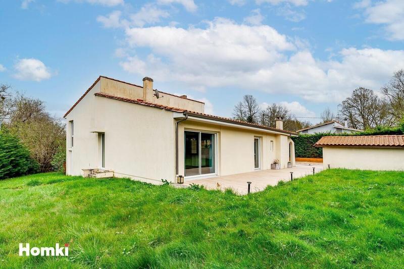 Maison - 140 m² - 5 pièces