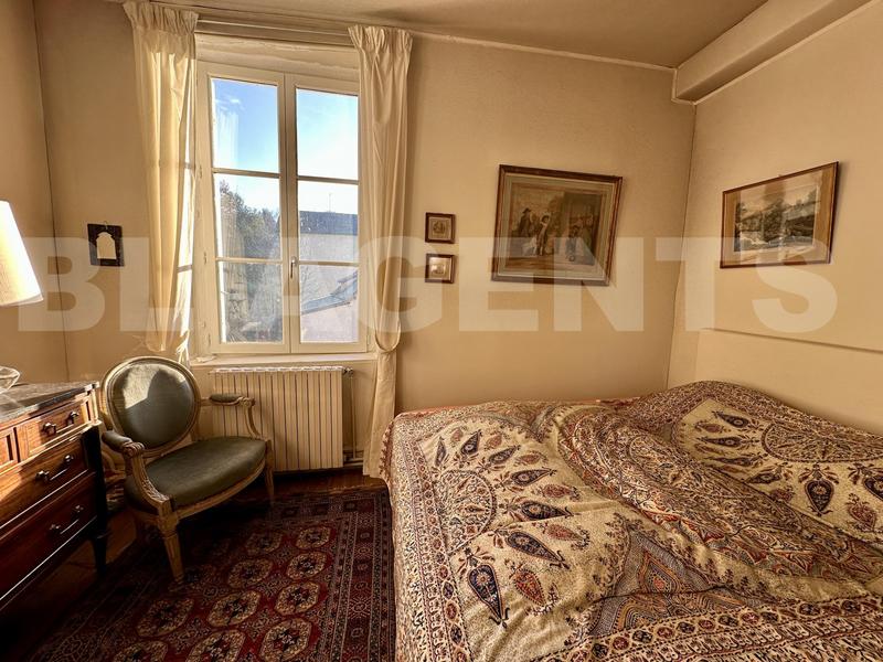 Longère - 262 m² - 6 pièces