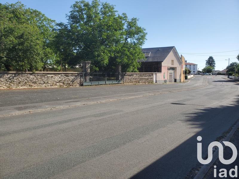 Maison - 255 m² - 4 pièces