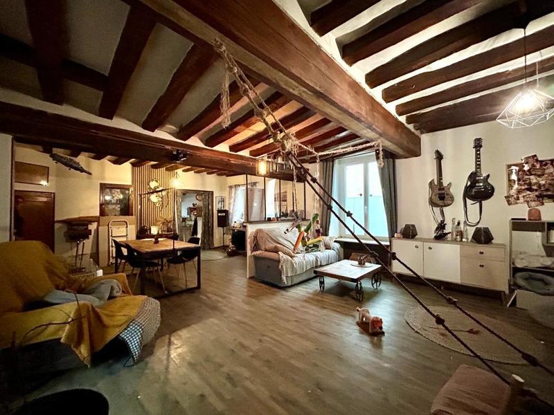 Maison - 200 m² - 6 pièces