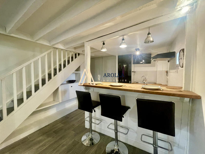 Appartement - 80 m² - 4 pièces