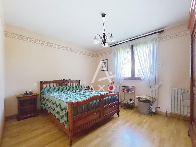 Maison - 104 m² - 5 pièces