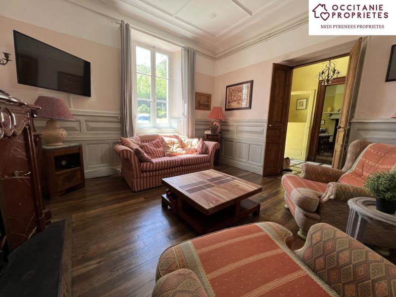 Manoir - 405 m² - 14 pièces