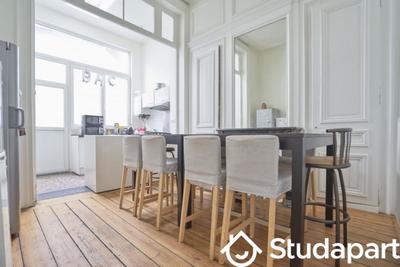 Chambre - 9 m² - 1 pièce