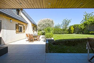 Pavillon - 200 m² - 5 pièces