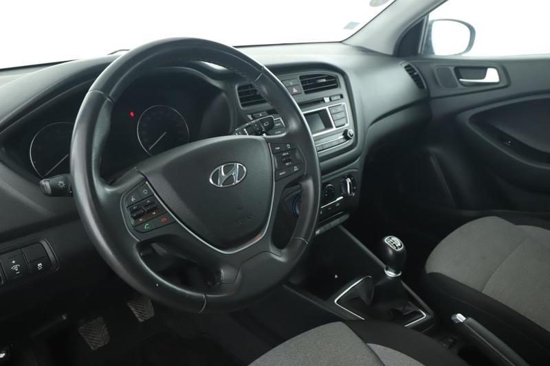 Hyundai i20 1.2 Initia 84 ch
