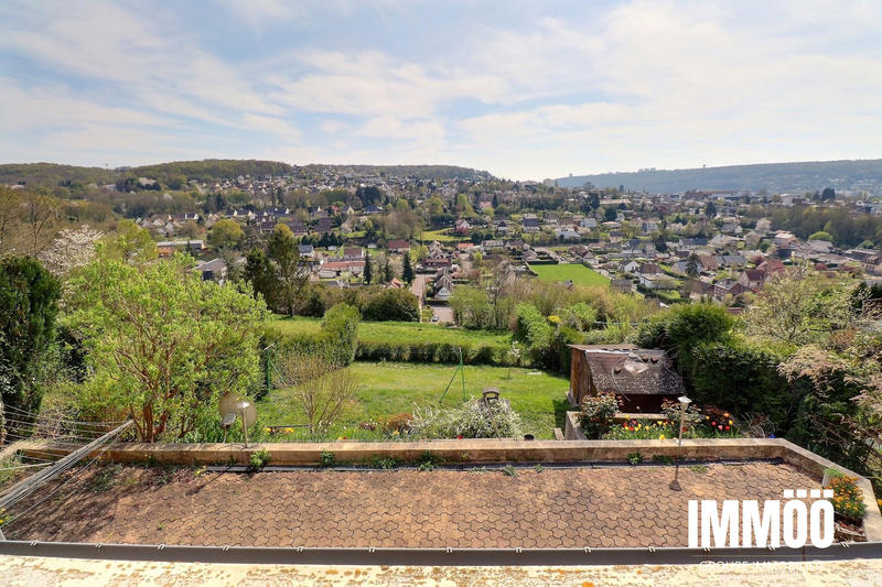 Maison - 142 m² - 6 pièces