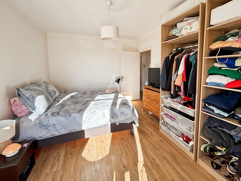 Appartement - 81 m² - 3 pièces