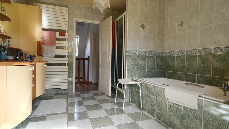 Maison - 162 m² - 5 pièces