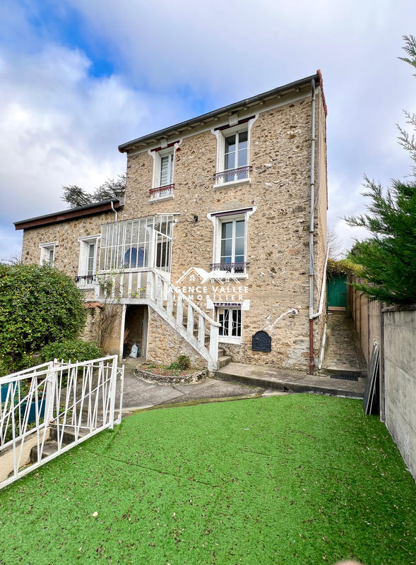 Maison ancienne - 105 m² - 5 pièces