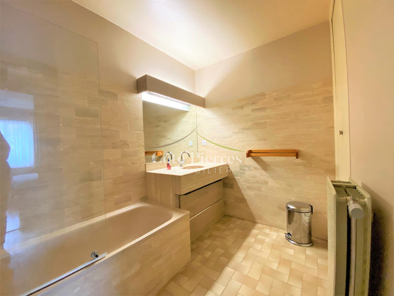 Appartement - 152 m² - 5 pièces