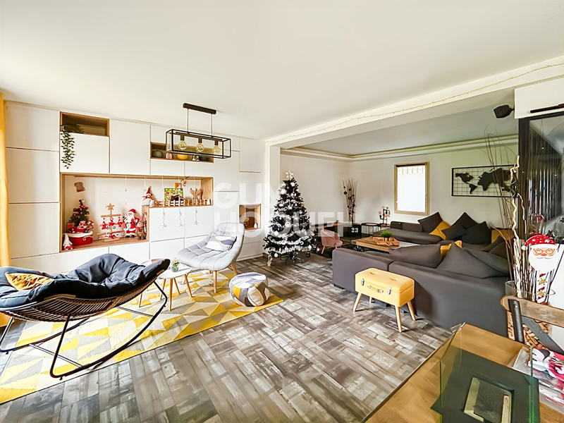 Maison - 160 m² - 7 pièces