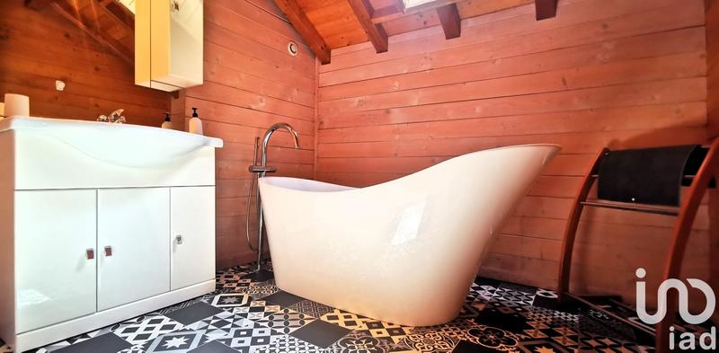 Maison - 144 m² - 5 pièces