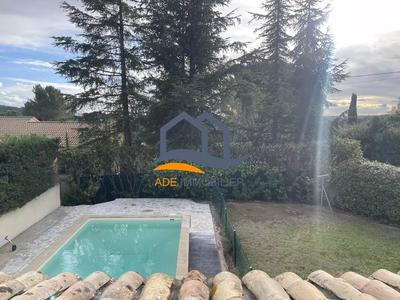 Villa - 140 m² - 5 pièces