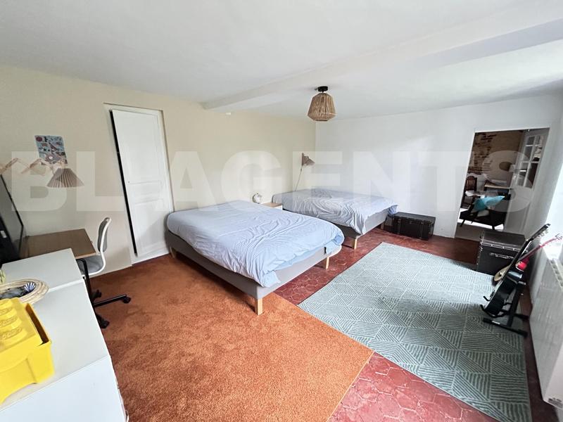 Maison - 102 m² - 4 pièces