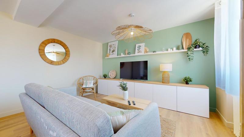 Appartement - 77 m² - 5 pièces