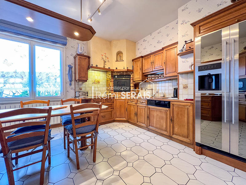 Appartement - 140 m² - 5 pièces