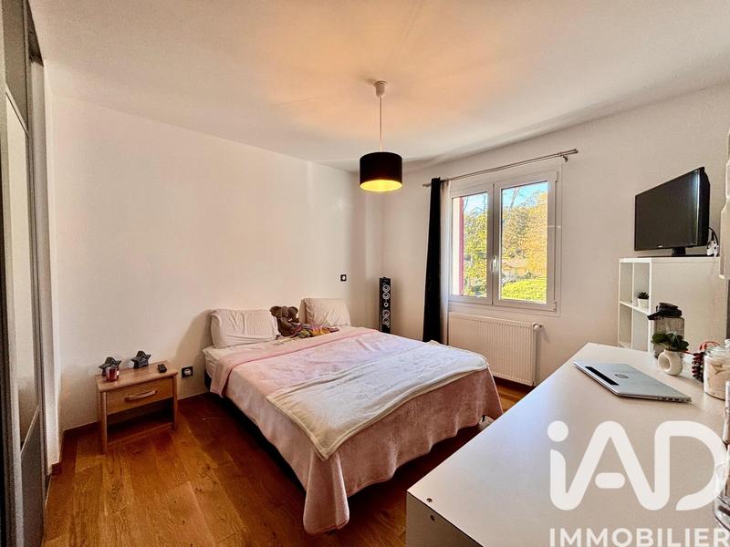 Maison - 183 m² - 5 pièces