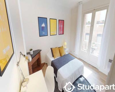 Chambre - 60 m² - 1 pièce