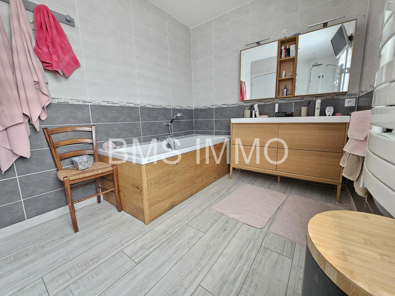 Maison - 165 m² - 5 pièces