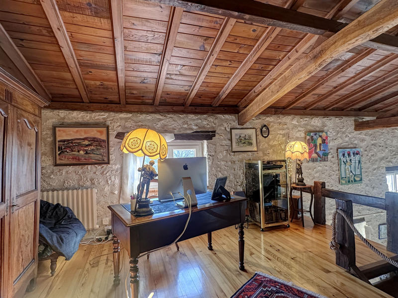 Maison - 200 m² - 7 pièces