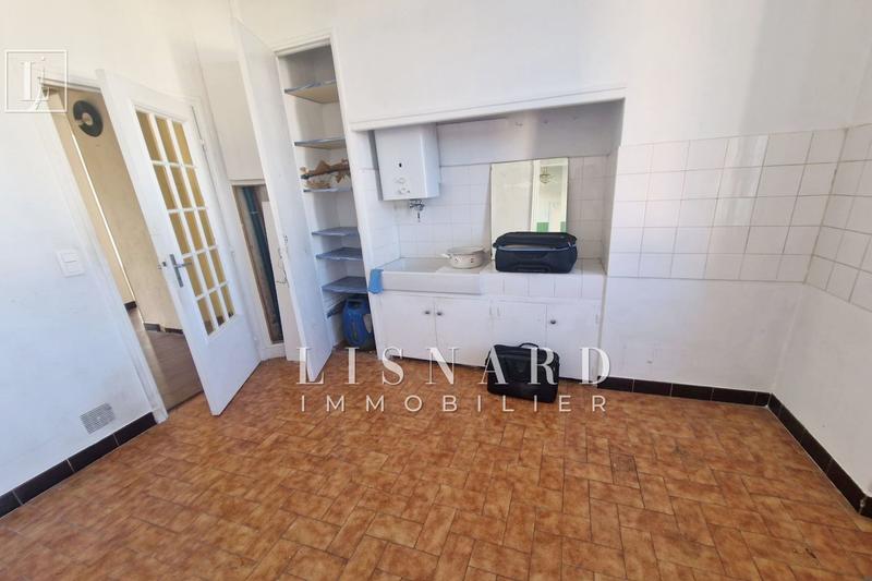 Maison - 400 m² - 14 pièces