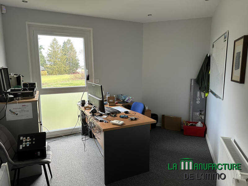 Bureau - 163 m² - 8 pièces