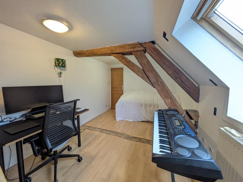 Maison - 207 m² - 7 pièces