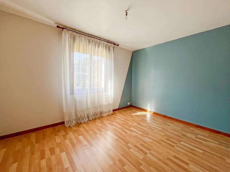 Appartement - 110 m² - 7 pièces