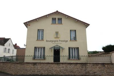 Maison de ville - 138 m² - 7 pièces